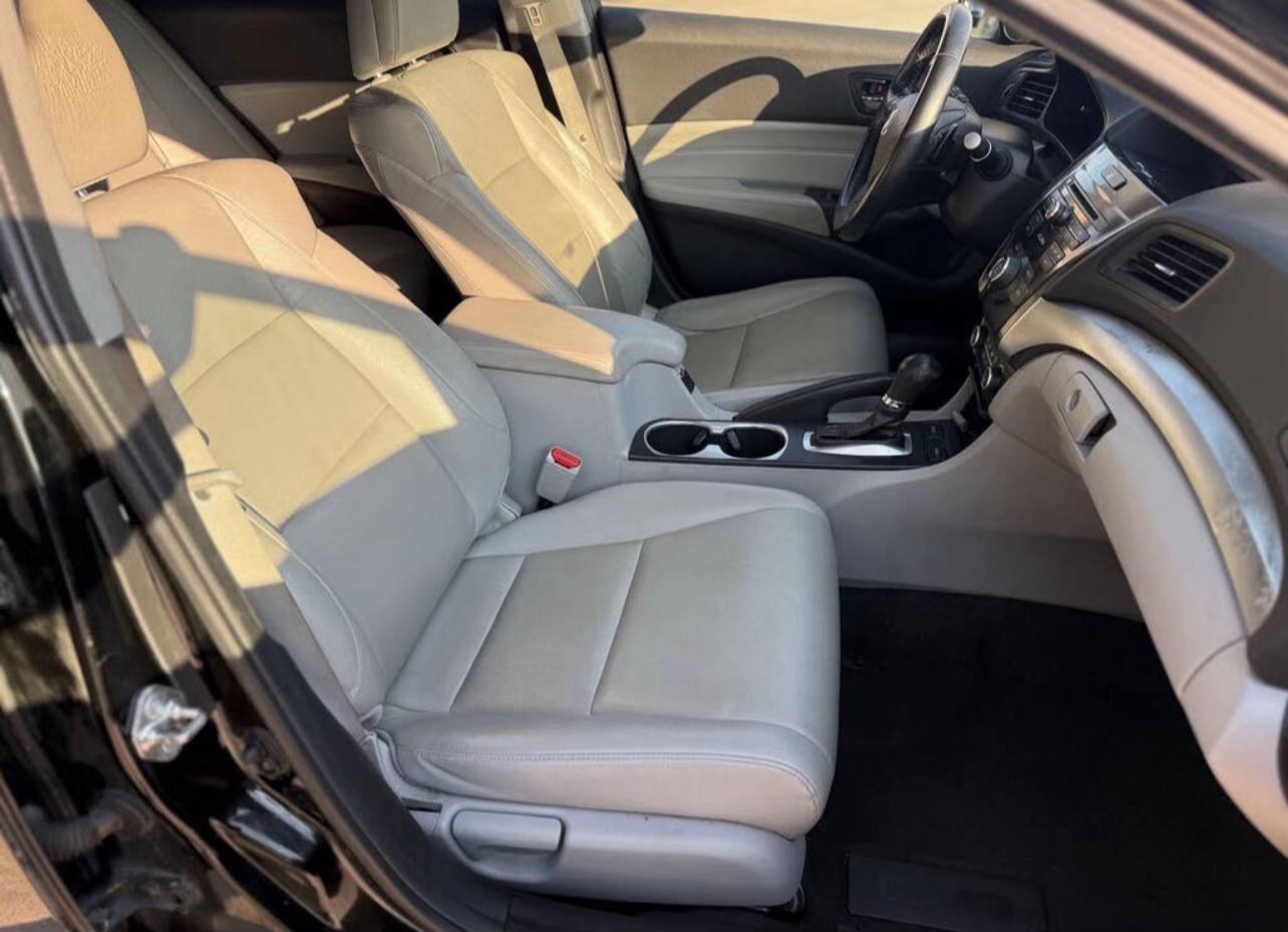 2018 Acura ILX FWD with AcuraWatch Plus - Image 5