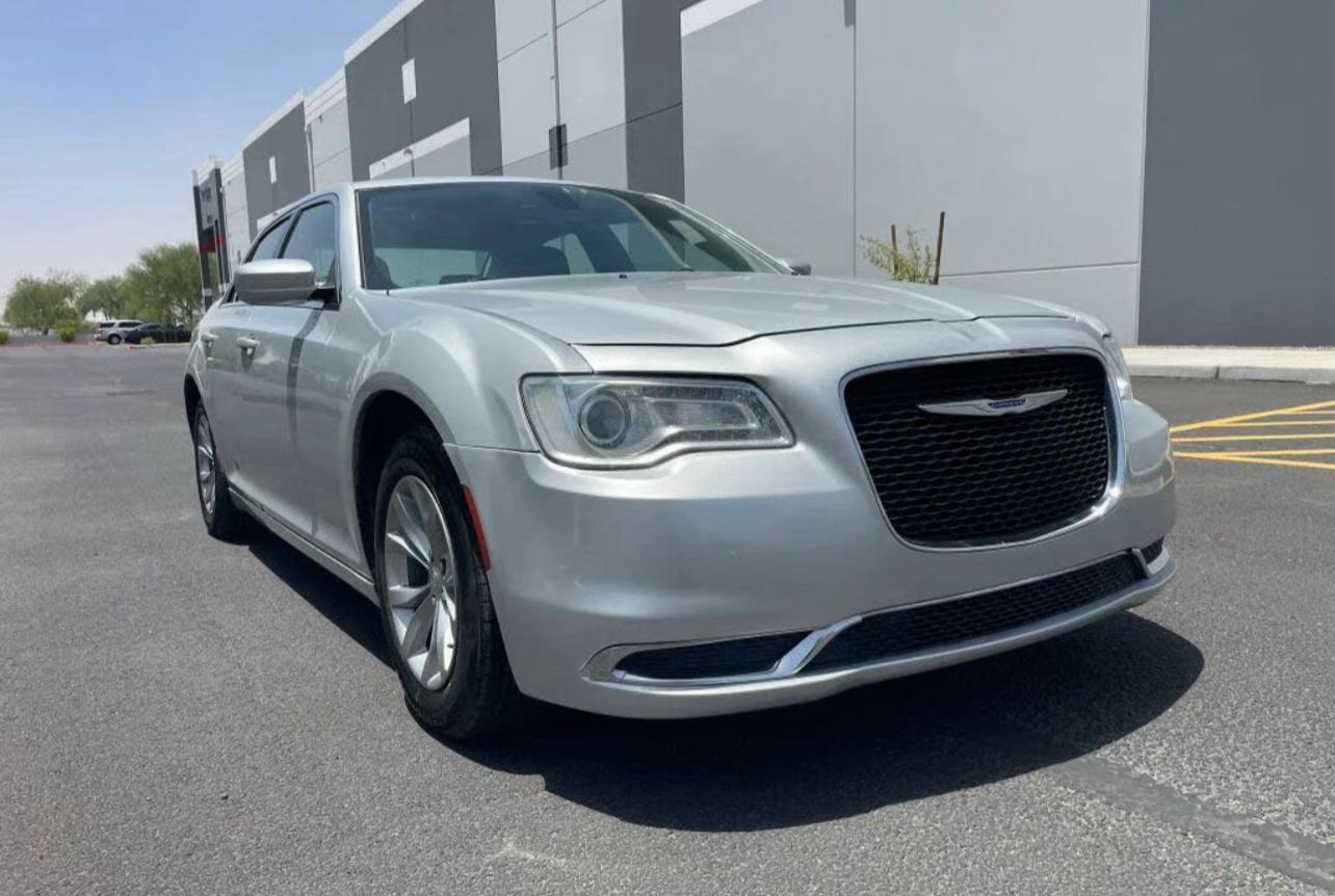 2019 Chrysler 300 Touring RWD | Stylish V6 Sedan | West Alabama Wholesale - Image 9