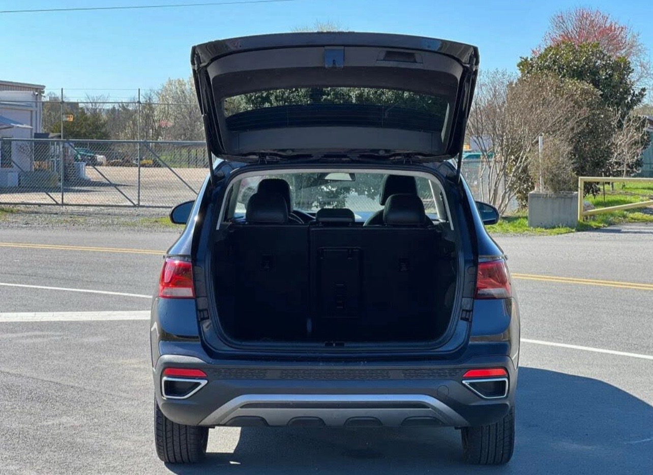 2022 Volkswagen Taos SE FWD | Stylish, Fuel-Efficient & Ready for the Road | West Alabama Wholesale - Image 14
