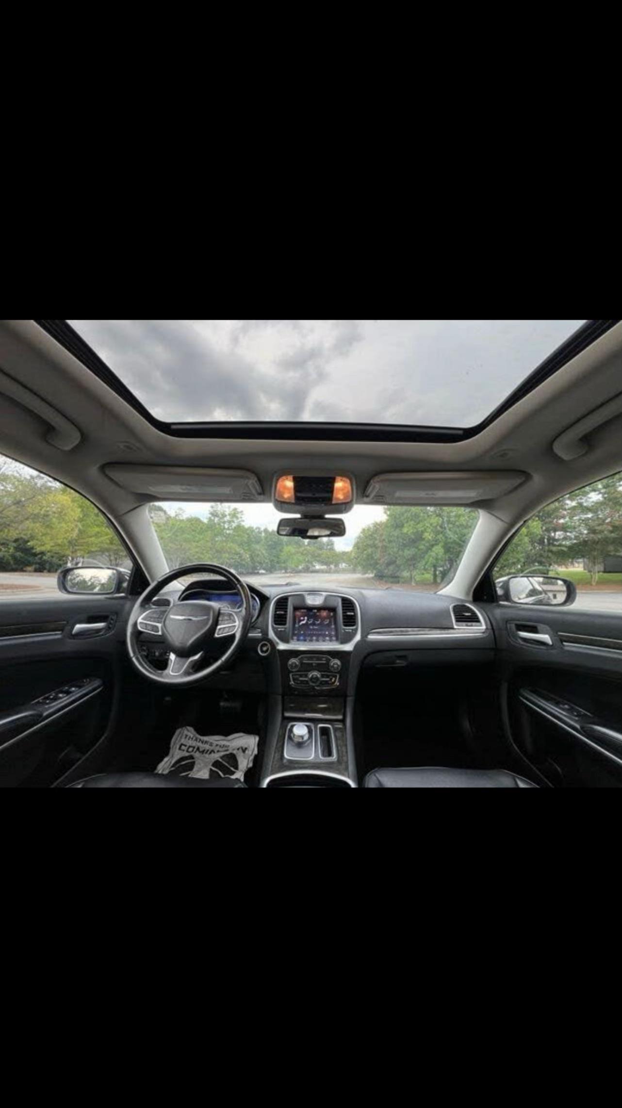 2020 Chrysler 300 Limited RWD | Luxury V6 Sedan | West Alabama Wholesale - Image 5
