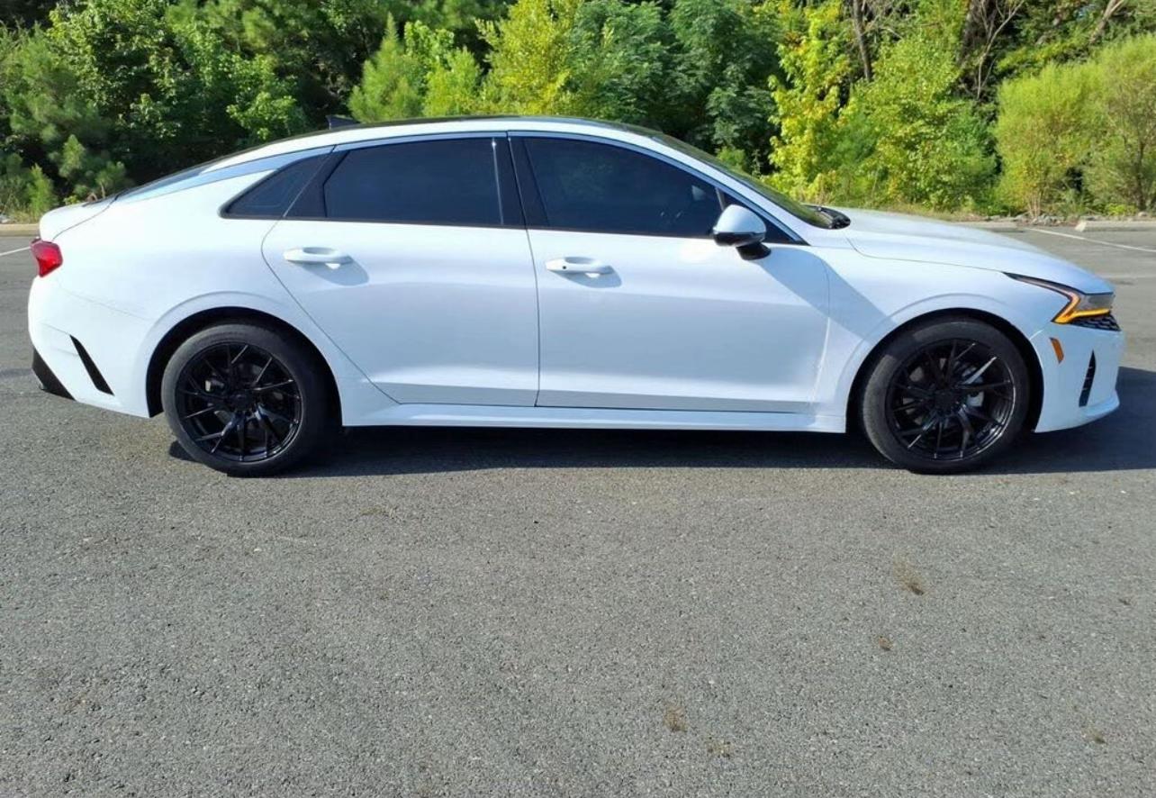 2022 Kia K5 EX FWD - Image 10