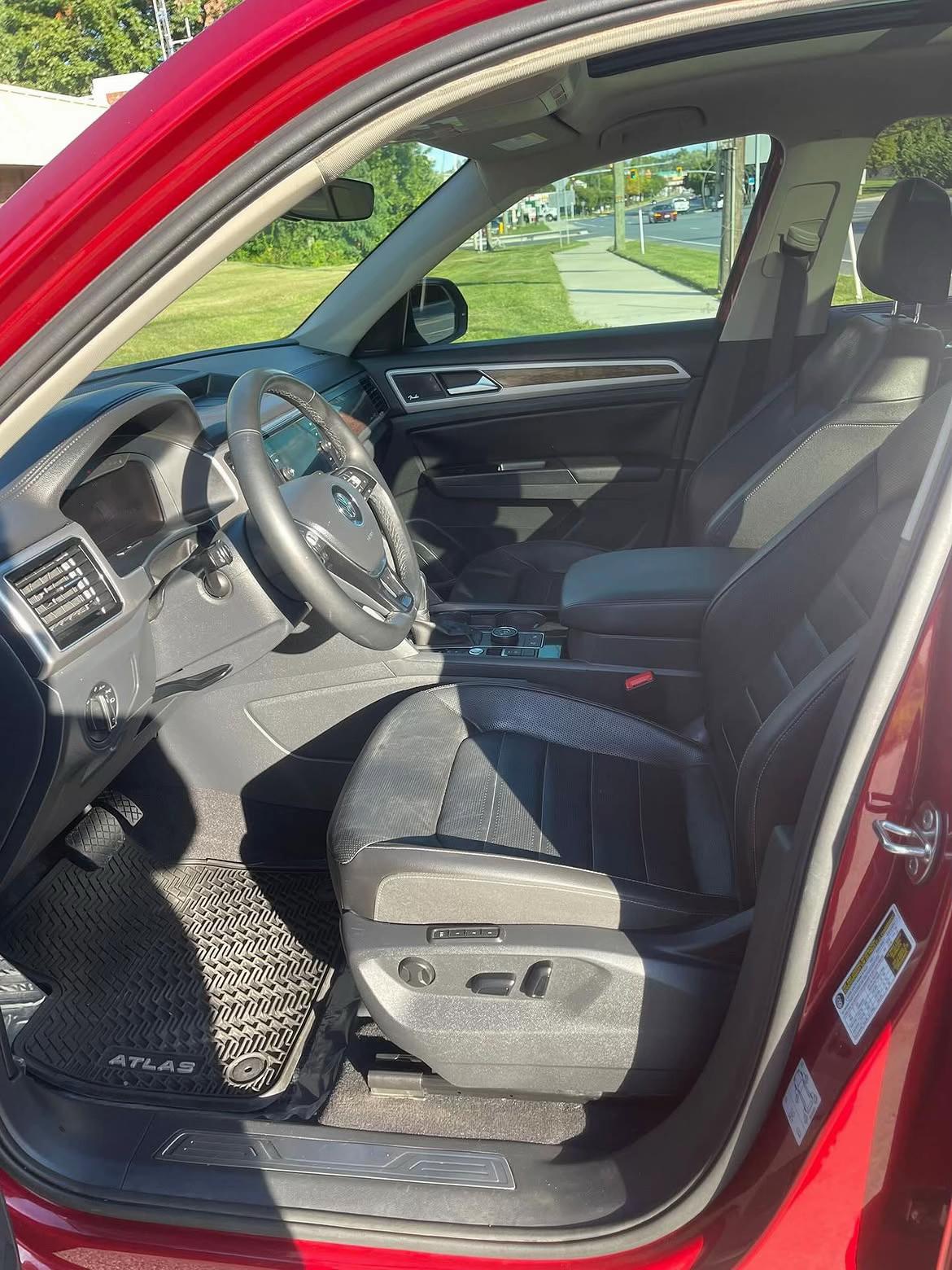 2019 VOLKSWAGEN ATLAS SEL PREMIUM AWD - Image 3
