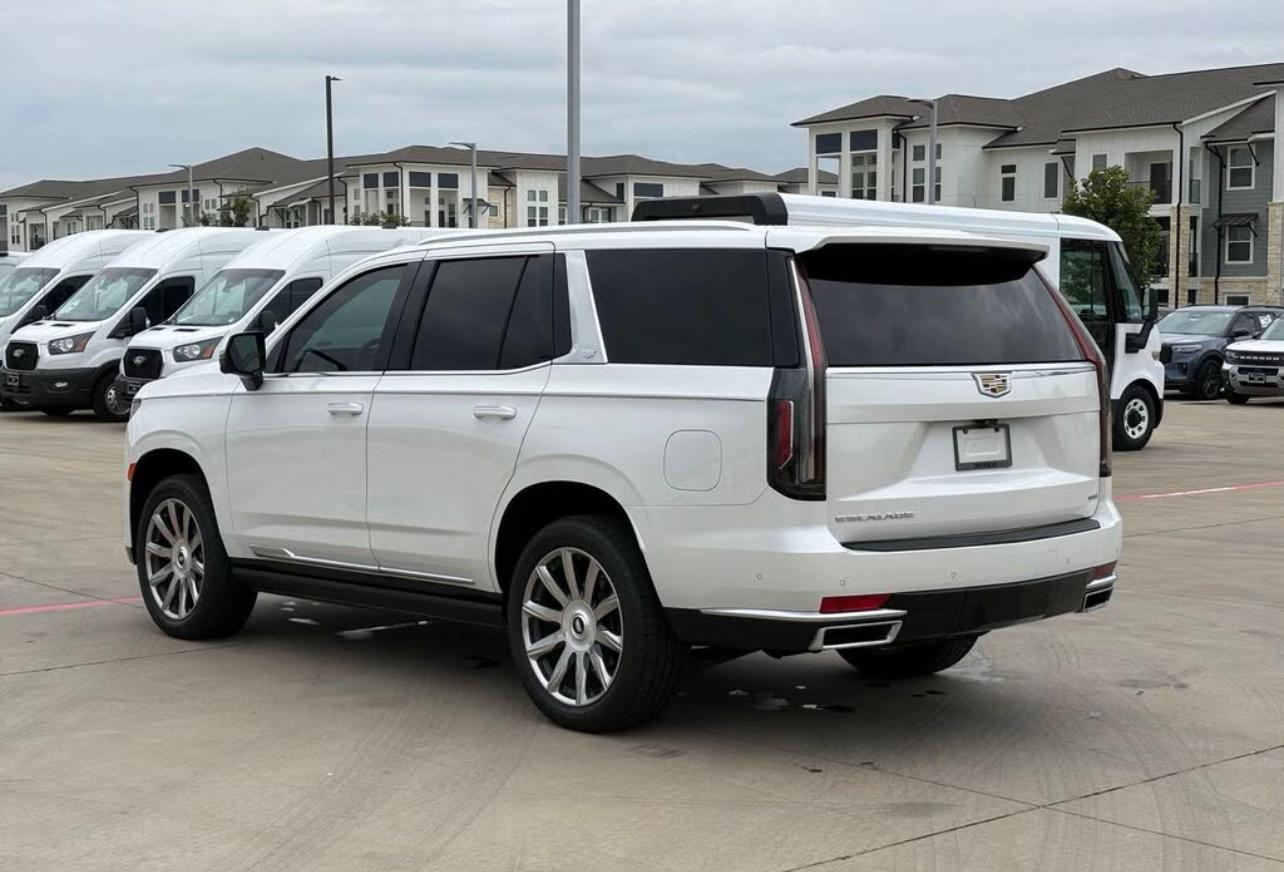 2023 Cadillac Escalade Premium Luxury Platinum 4WD - Image 8