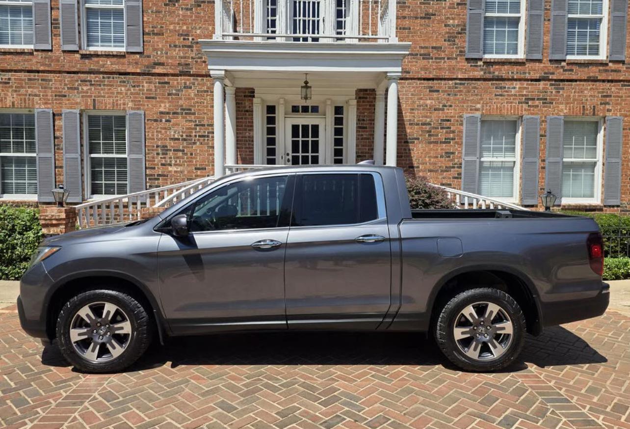 2018 Honda Ridgeline RTL-E AWD | Built for Work & Everyday Comfort | West Alabama Wholesale - Image 9