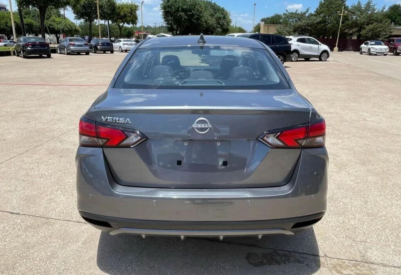 2025 NISSAN VERSA SV FWD - Image 6