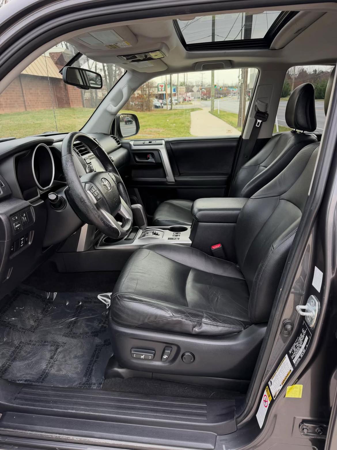 2012 Toyota 4Runner Limited 4x4 - Image 7