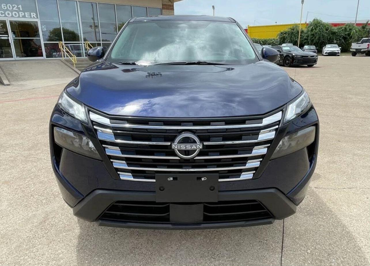 2025 Nissan Rogue SV FWD