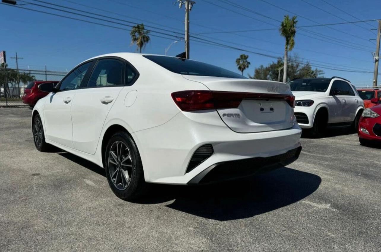 2023 Kia Forte LX FWD - Image 7