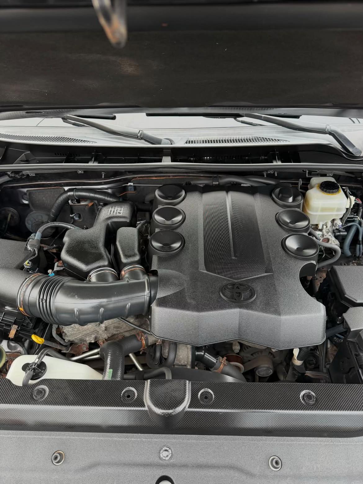 2012 Toyota 4Runner Limited 4x4 - Image 2