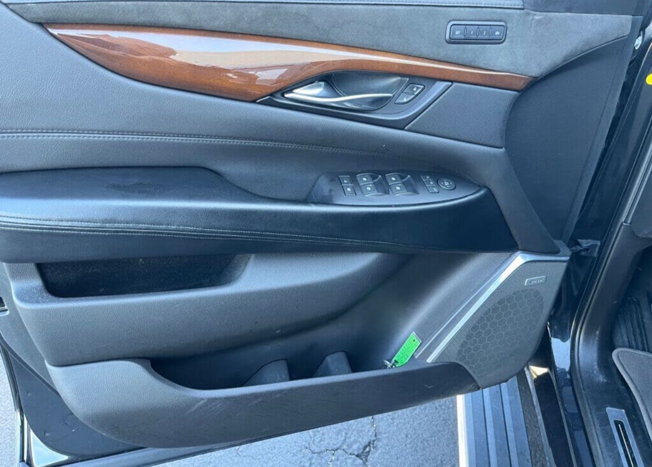 2019 Cadillac Escalade ESV Premium Luxury RWD | First-Class Comfort | West Alabama Wholesale - Image 7