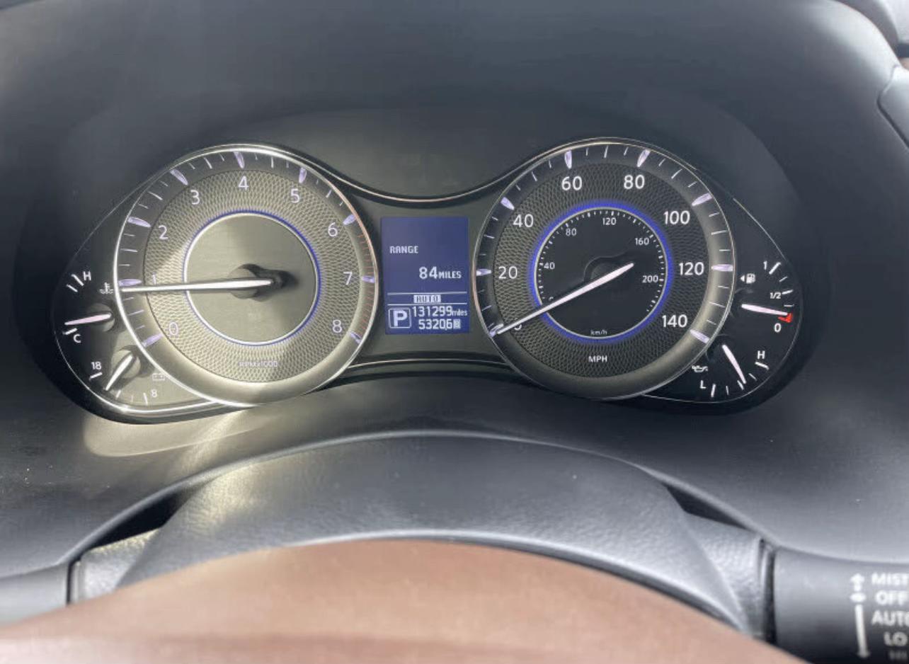 2015 INFINITI QX80 AWD - Image 3