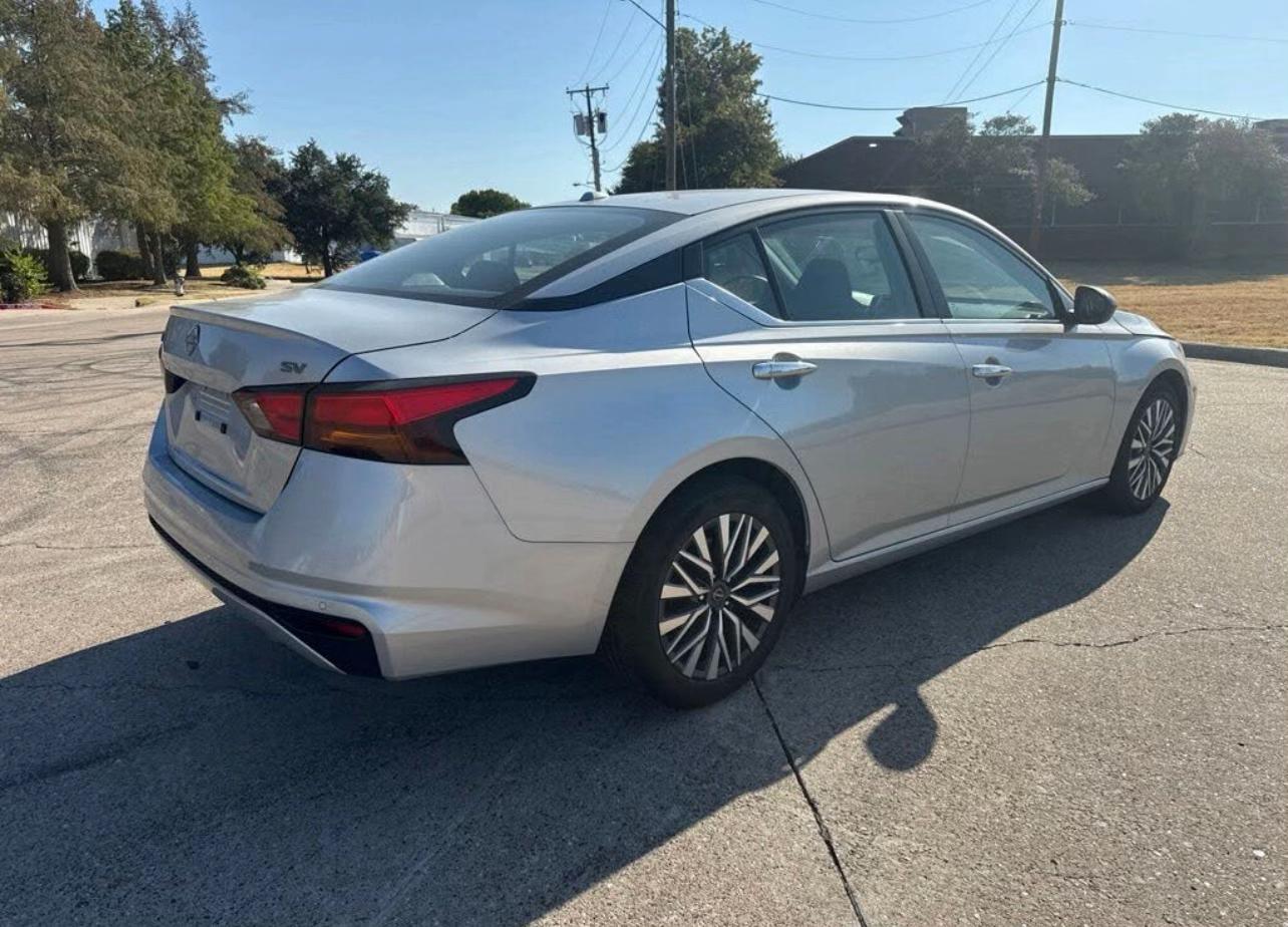 2024 NISSAN ALTIMA 2.5 SV FWD - Image 9