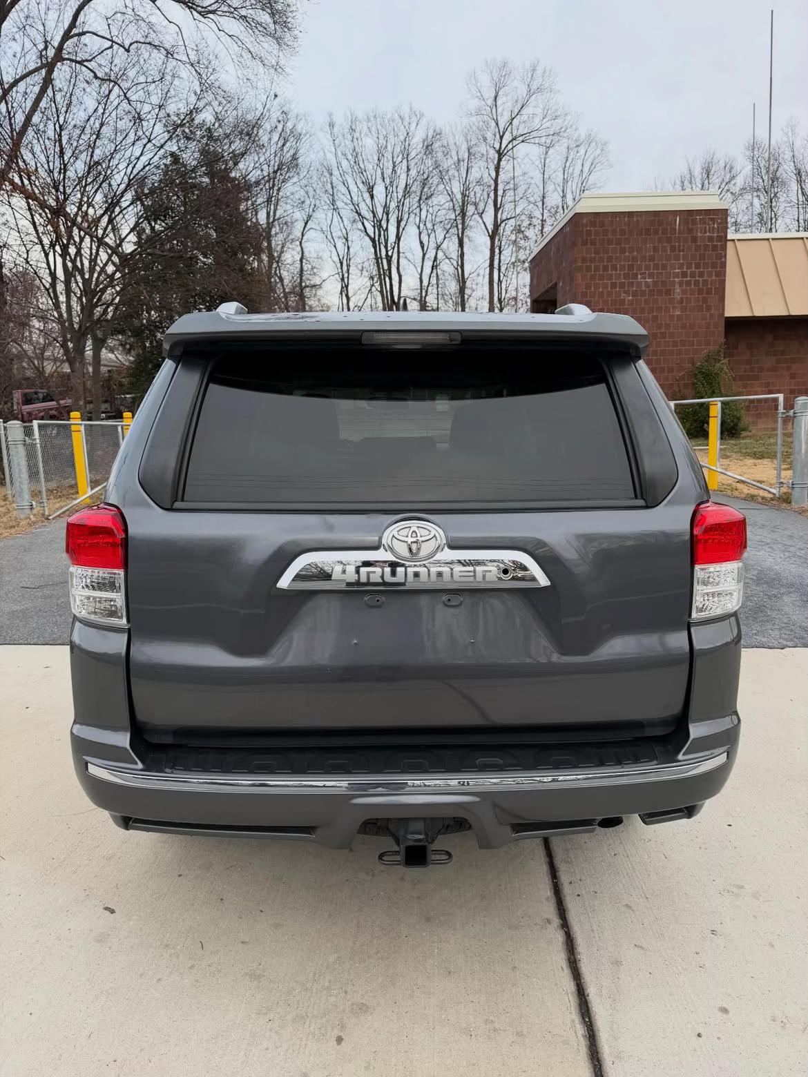 2012 Toyota 4Runner Limited 4x4 - Image 6