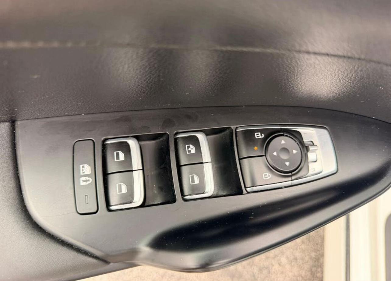 2026 Kia K5 LXS FWD - Image 3