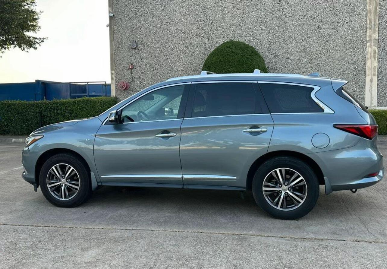 2015 INFINITI QX80 AWD - Image 9
