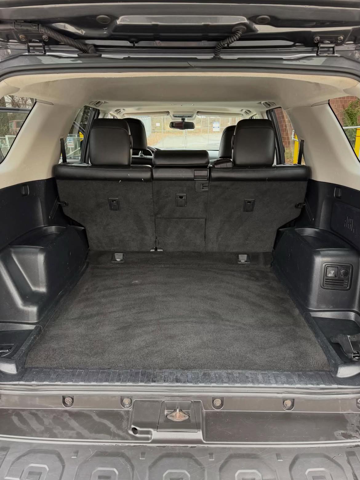 2012 Toyota 4Runner Limited 4x4 - Image 3