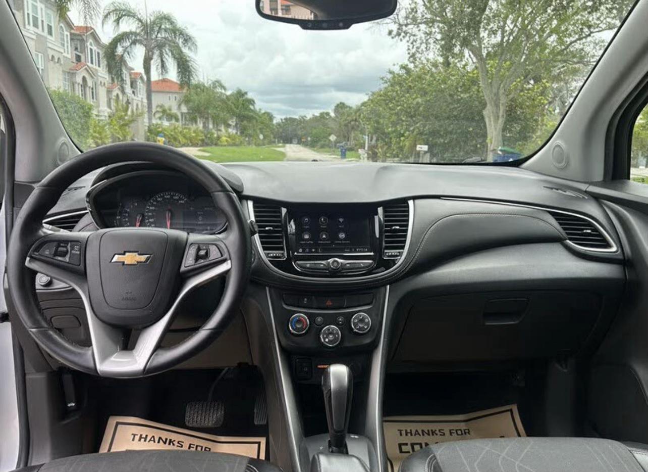 2021 Chevrolet Trax LT FWD | Stylish, Fuel-Efficient & Ready for the Road | West Alabama Wholesale - Image 3