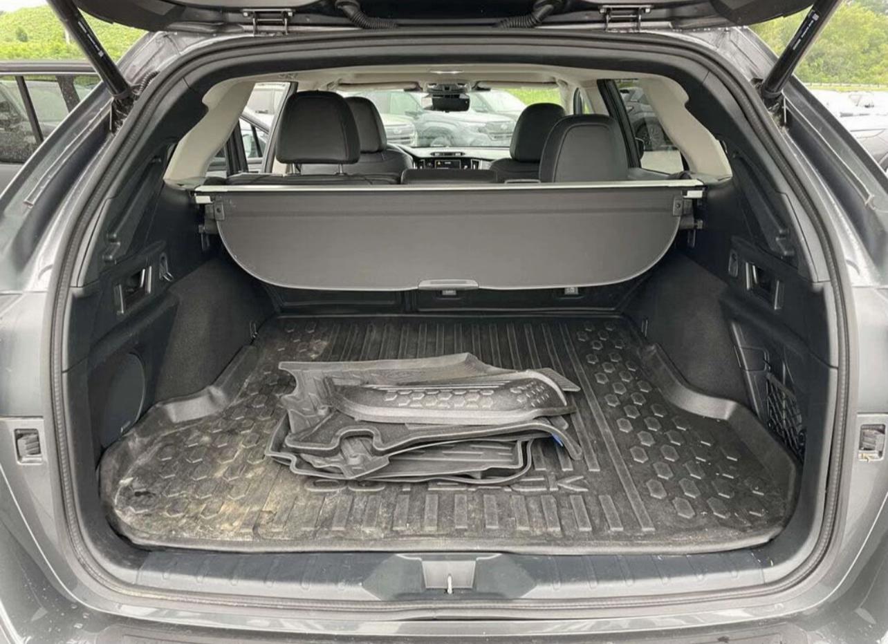 2024 Subaru Outback Touring XT - Image 2