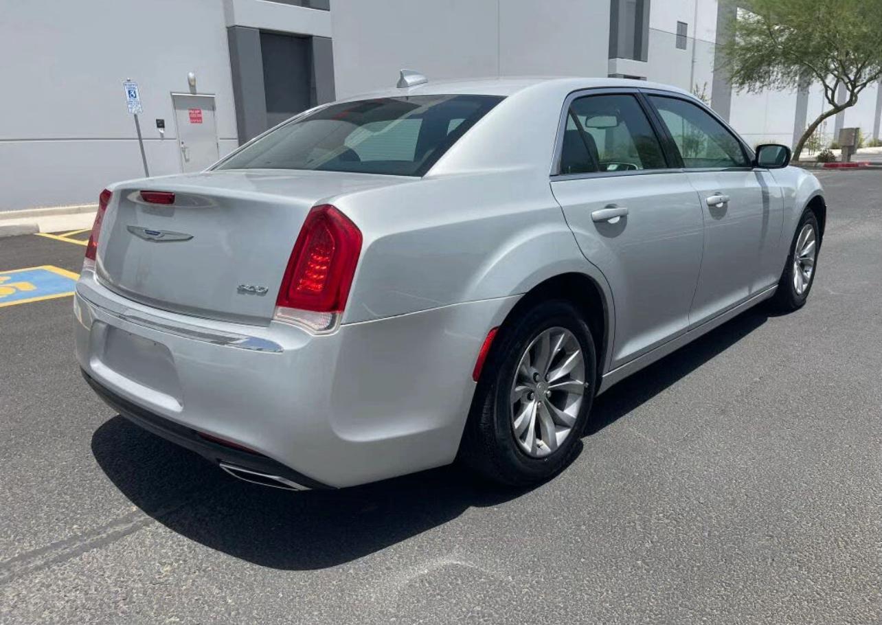 2019 Chrysler 300 Touring RWD | Stylish V6 Sedan | West Alabama Wholesale - Image 7