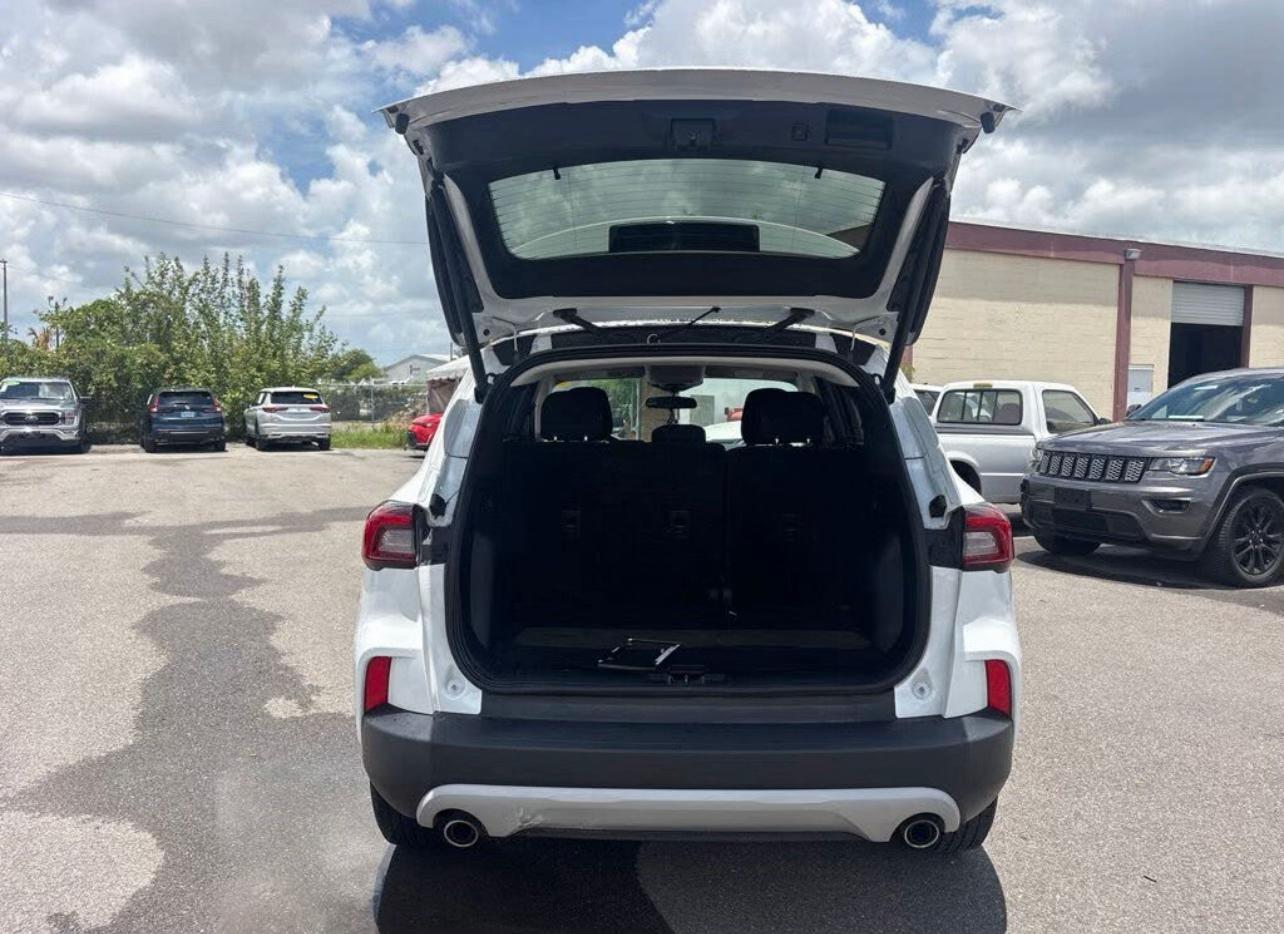 2023 Ford Escape Active FWD | Stylish, Fuel-Efficient & Ready for Every Drive | West Alabama Wholesale - Image 4