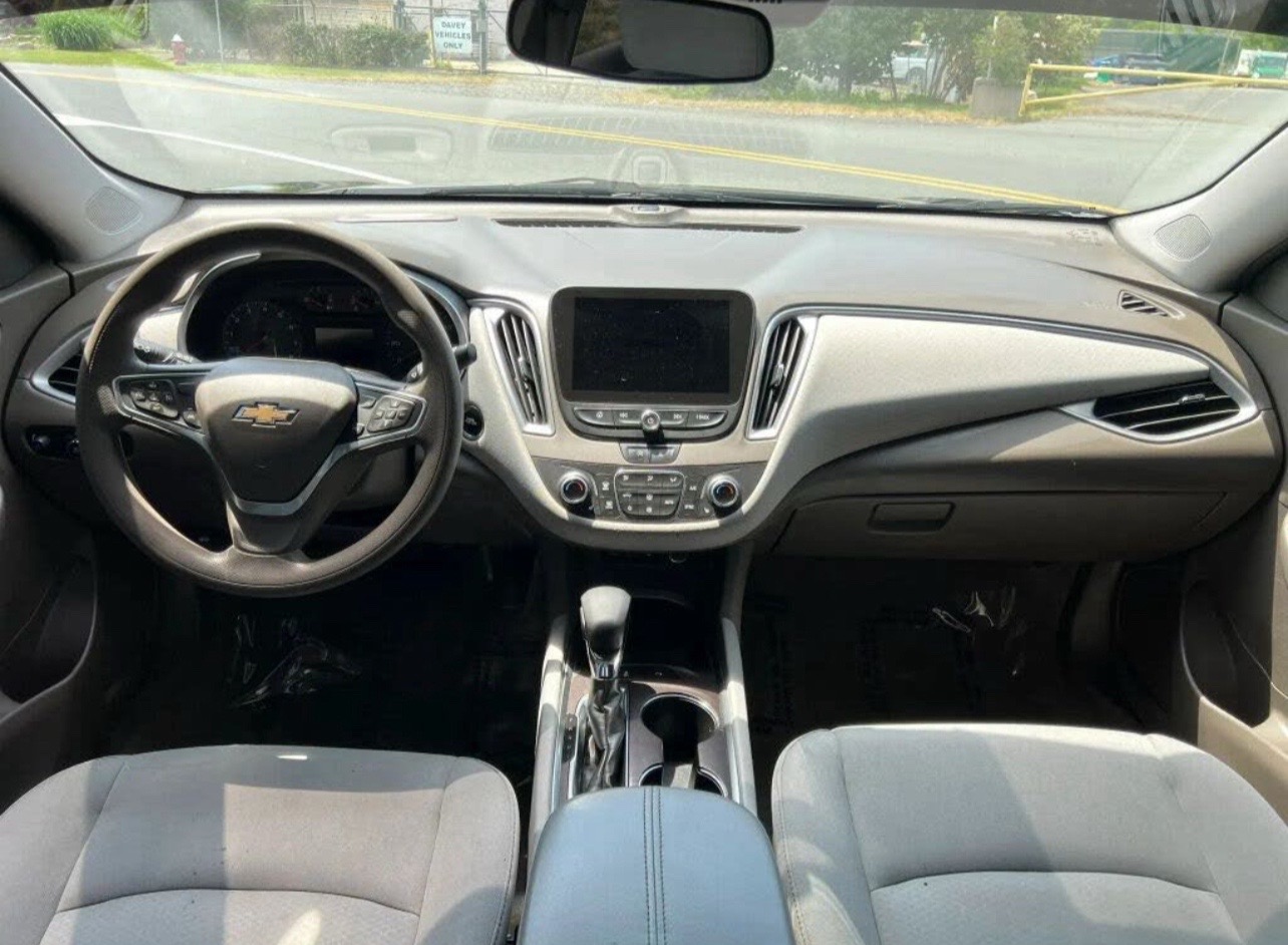 2022 Chevrolet Malibu LT FWD | Comfort, Style & Confidence | West Alabama Wholesale - Image 10