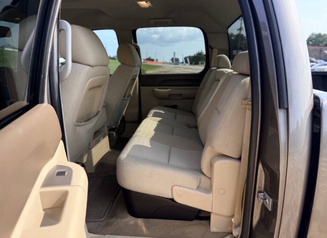 2012 Chevrolet Silverado 1500 LT RWD Crew Cab | Built to Work, Ready to Go | West Alabama Wholesale - Image 4