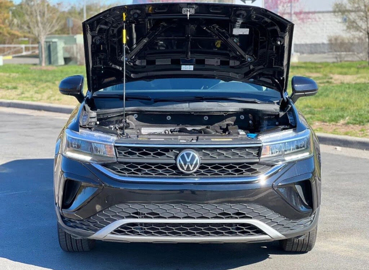 2022 Volkswagen Taos SE FWD | Stylish, Fuel-Efficient & Ready for the Road | West Alabama Wholesale - Image 5