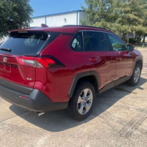 2025 Toyota RAV4 XLE FWD