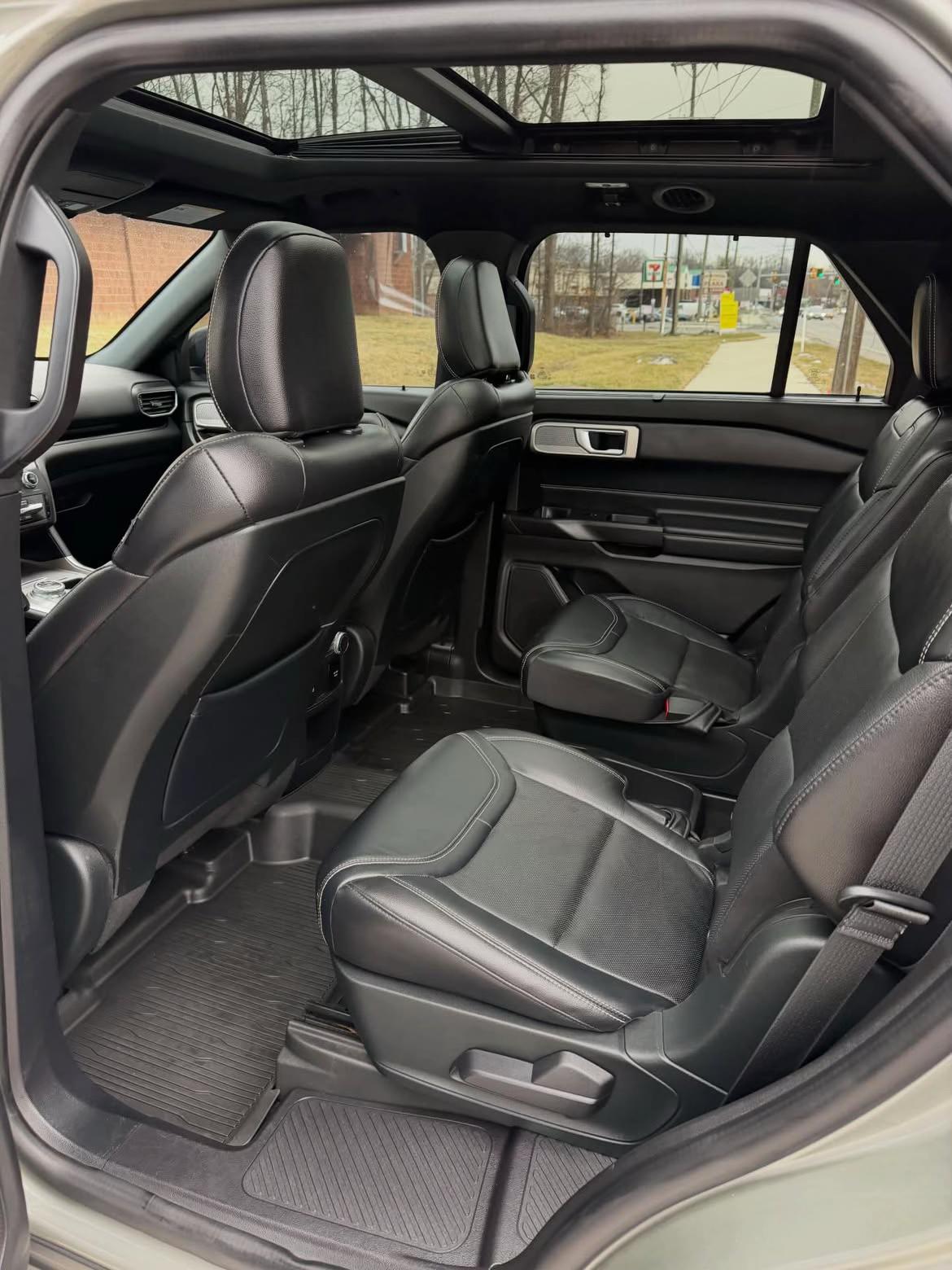 2020 Ford Explorer ST | Beautiful 4x4 SUV | West Alabama Wholesale - Image 3