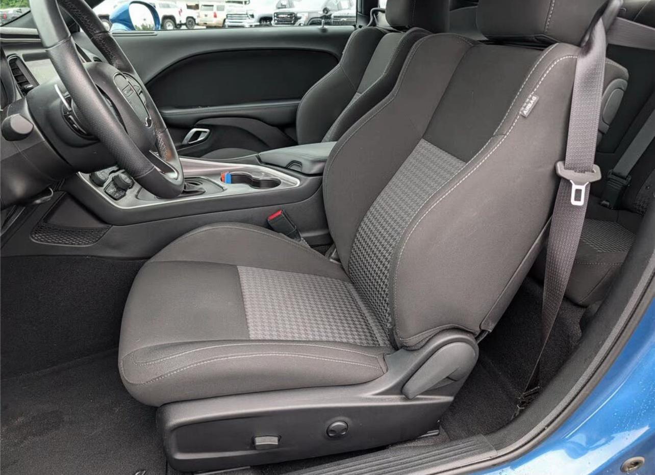 2022 Dodge Challenger R/T RWD | Excellent Low-Mileage Muscle Car | West Alabama Wholesale - Image 10
