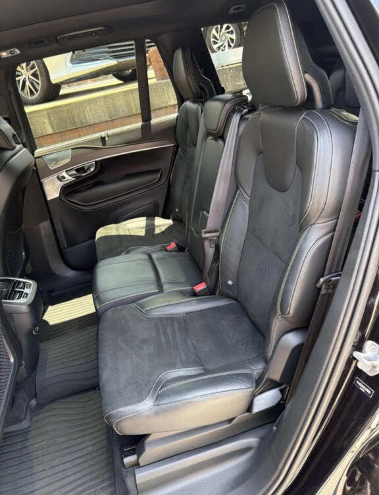 2019 Volvo XC90 T6 R-Design AWD | Luxury, AWD, Low Miles & Sporty Style | West Alabama Wholesale - Image 7