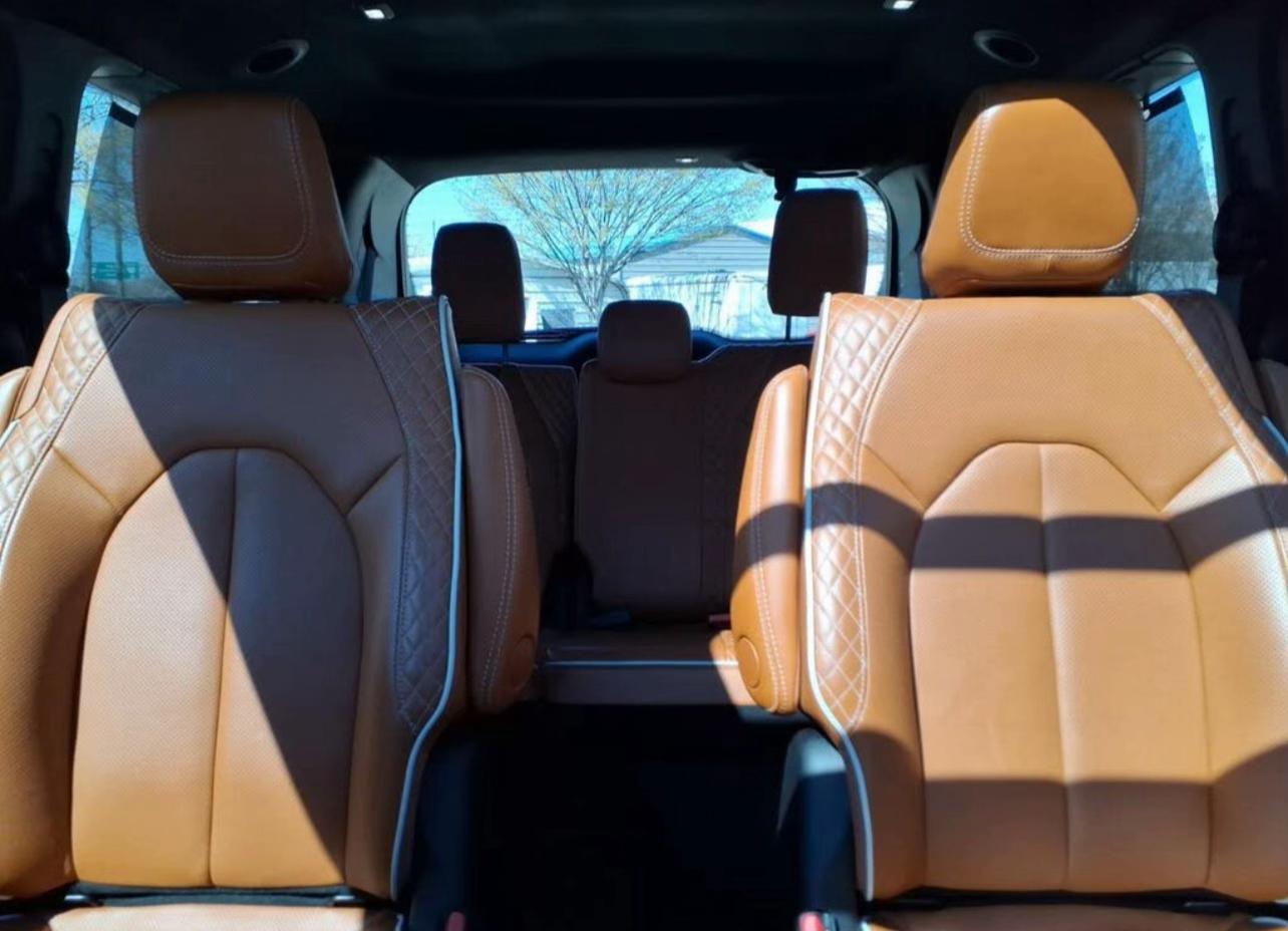 2024 Chrysler Pacifica Pinnacle FWD | Top-of-the-Line Luxury Family Van | West Alabama Wholesale - Image 9