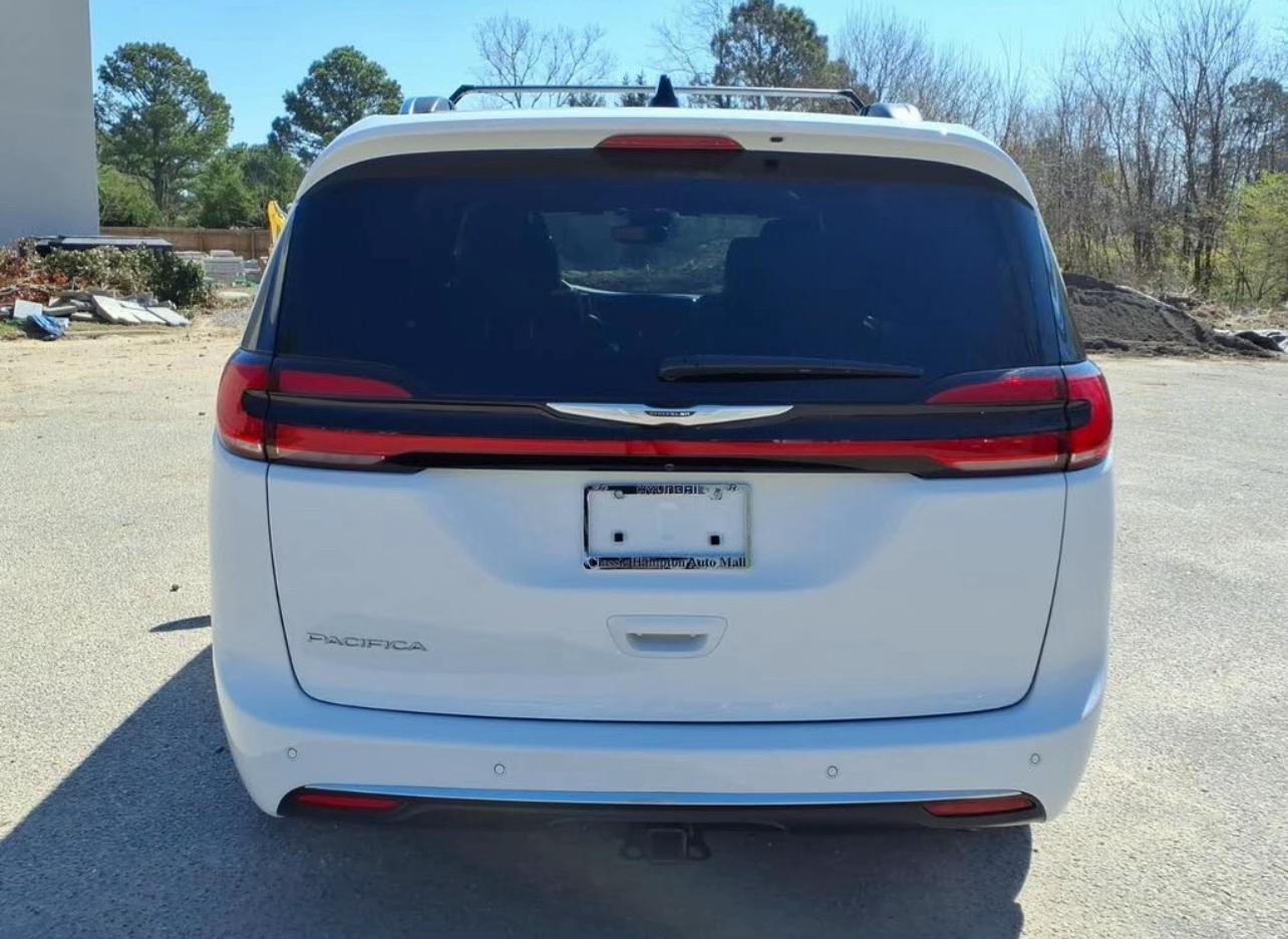 2024 Chrysler Pacifica Pinnacle FWD | Top-of-the-Line Luxury Family Van | West Alabama Wholesale - Image 18
