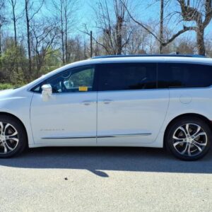 2024 Chrysler Pacifica Pinnacle FWD