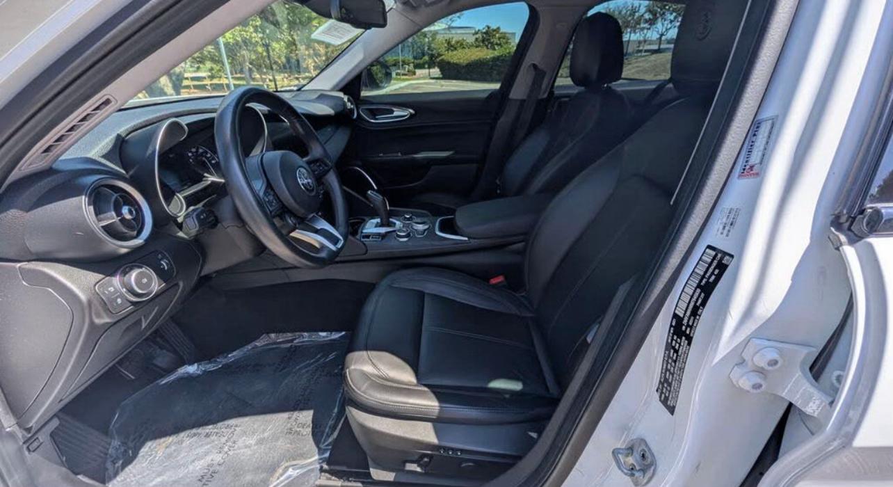 2021 Alfa Romeo Giulia Sprint RWD | Luxury Performance Sedan with Italian Style | West Alabama Wholesale - Image 15
