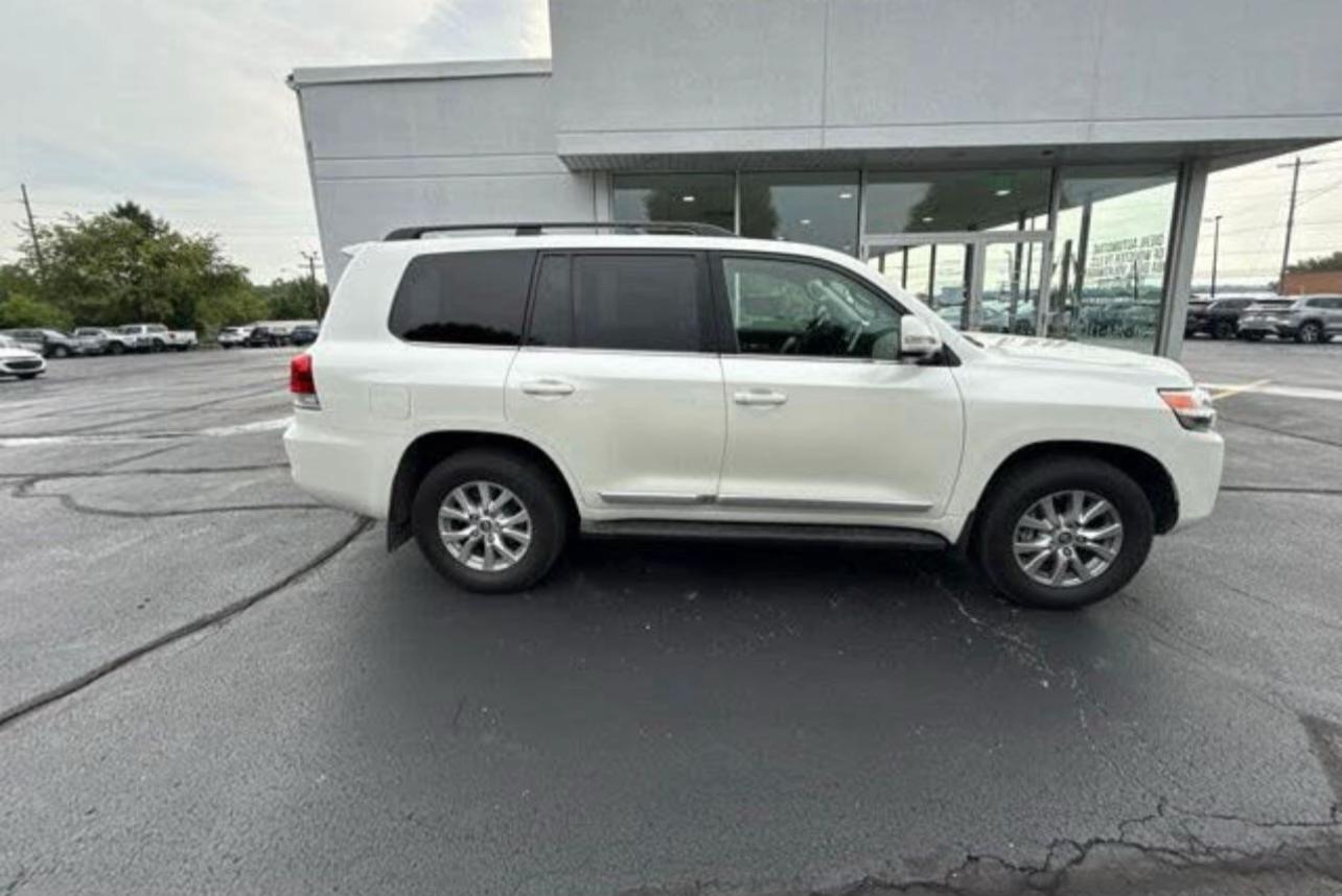 2016 Toyota Land Cruiser AWD | Excellent Luxury Off-Road SUV | West Alabama Wholesale - Image 8