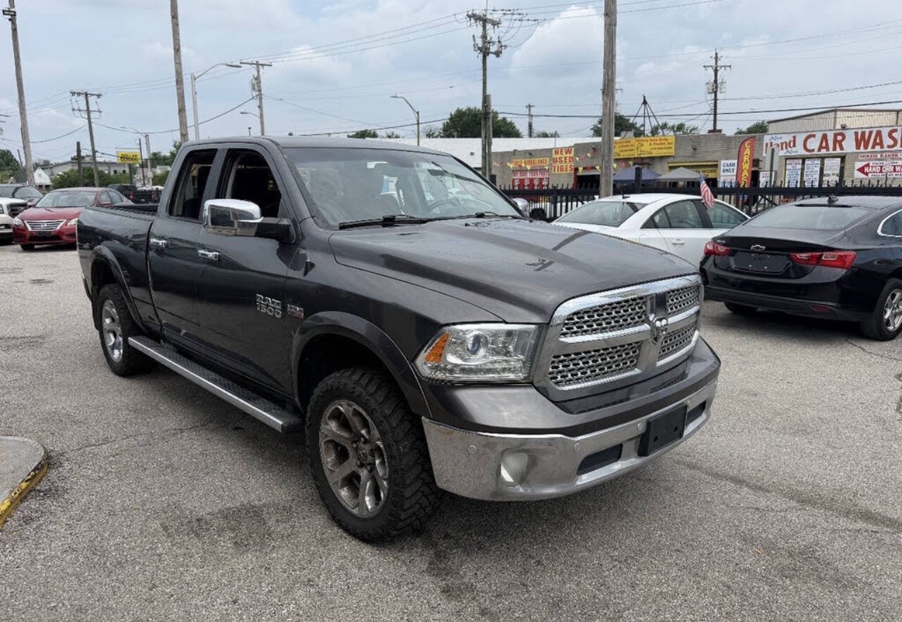 2017 RAM 1500 Laramie 4WD | Excellent Luxury HEMI Pickup | West Alabama Wholesale - Image 10