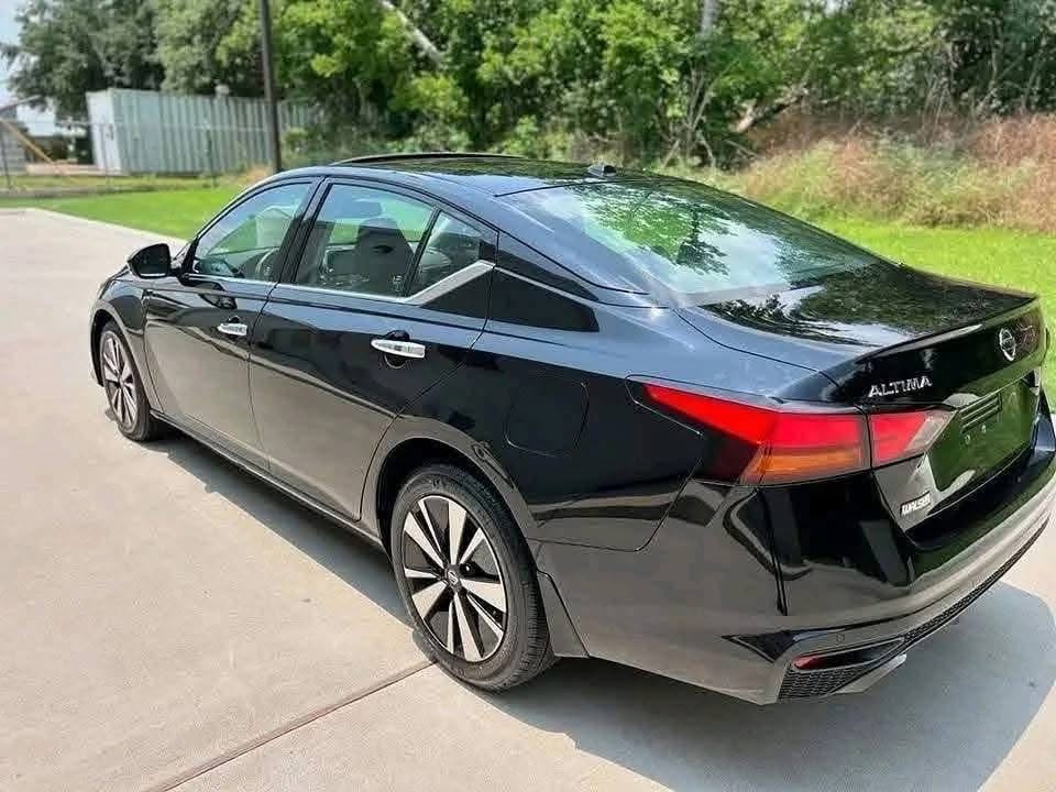 2020 Nissan Altima 2.5 SR FWD | Sporty, Sharp & Ready To Ride | West Alabama Wholesale - Image 5