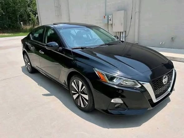 2020 Nissan Altima 2.5 SR FWD | Sporty, Sharp & Ready To Ride | West Alabama Wholesale
