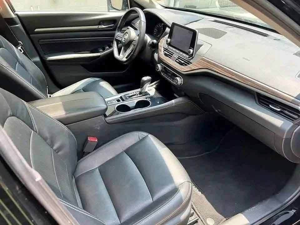 2020 Nissan Altima 2.5 SR FWD | Sporty, Sharp & Ready To Ride | West Alabama Wholesale - Image 8