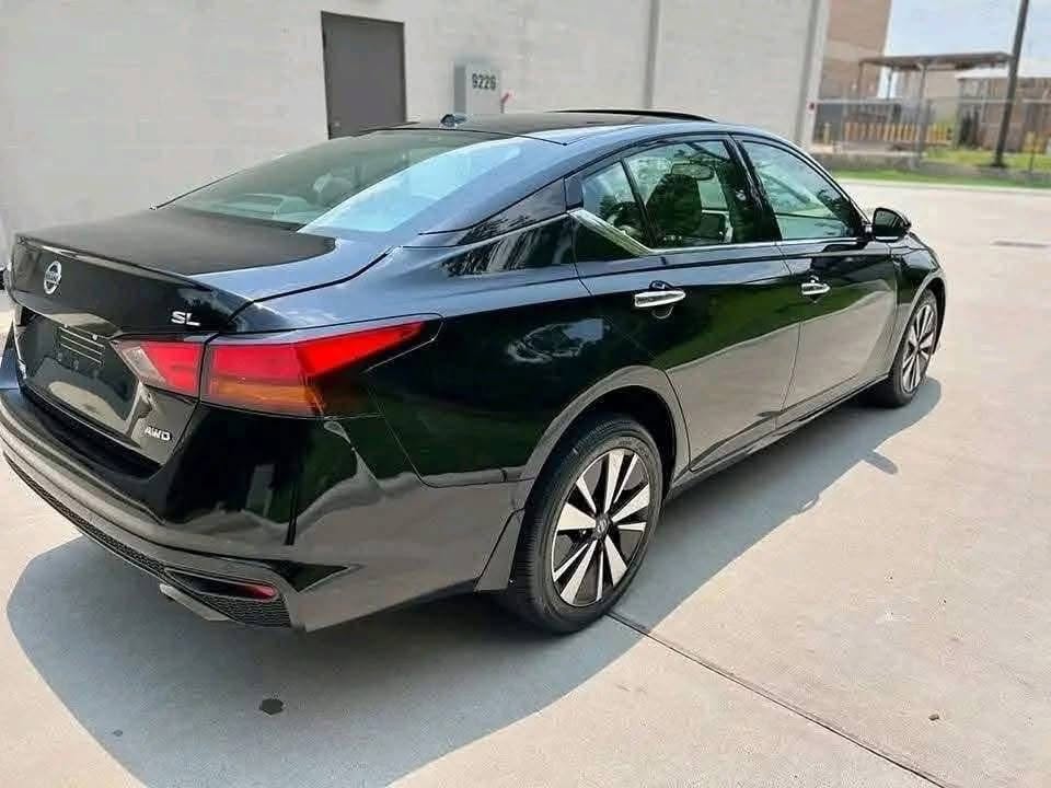 2020 Nissan Altima 2.5 SR FWD | Sporty, Sharp & Ready To Ride | West Alabama Wholesale - Image 3