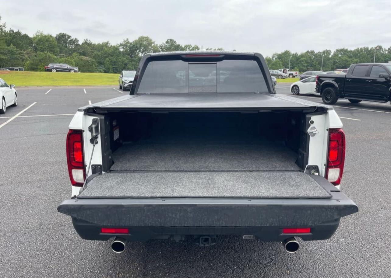2025 Honda Ridgeline Black Edition AWD | Excellent Premium Pickup | West Alabama Wholesale - Image 11