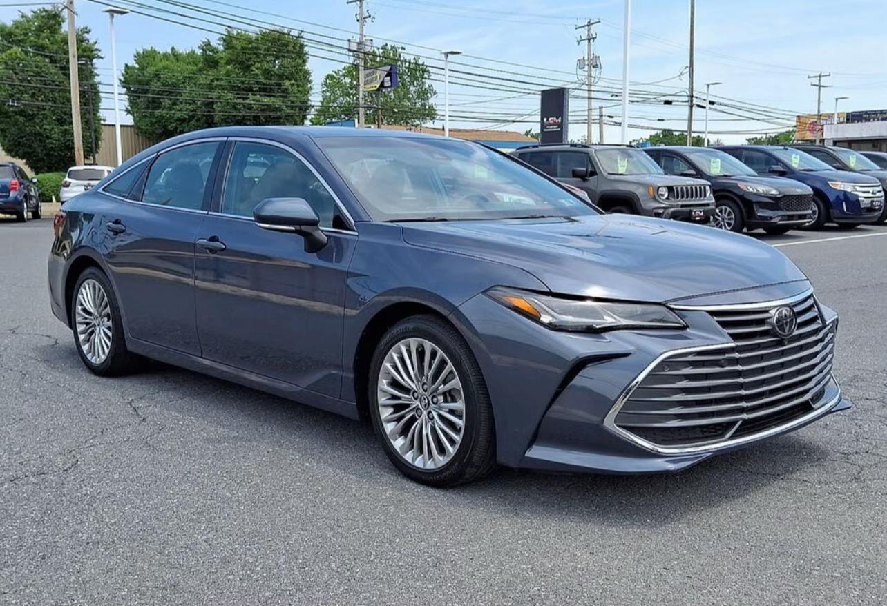 2020 Toyota Avalon Limited FWD | Excellent Premium Luxury Sedan | West Alabama Wholesale - Image 6
