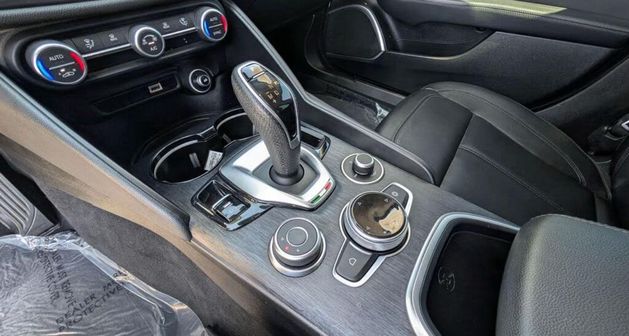 2021 Alfa Romeo Giulia Sprint RWD | Luxury Performance Sedan with Italian Style | West Alabama Wholesale - Image 7