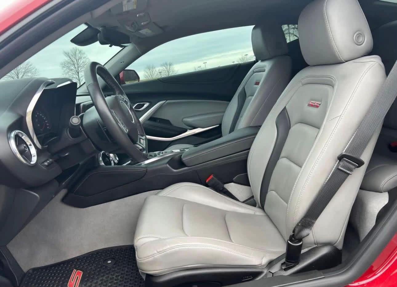 2019 Chevrolet Camaro 2SS Coupe | Low Miles, Pure V8 Power | West Alabama Wholesale - Image 9