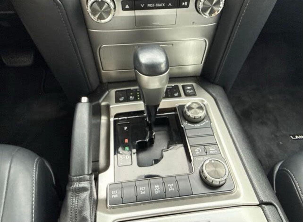 2016 Toyota Land Cruiser AWD | Excellent Luxury Off-Road SUV | West Alabama Wholesale - Image 5