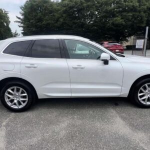 2019 Volvo XC60 T5 Momentum AWD