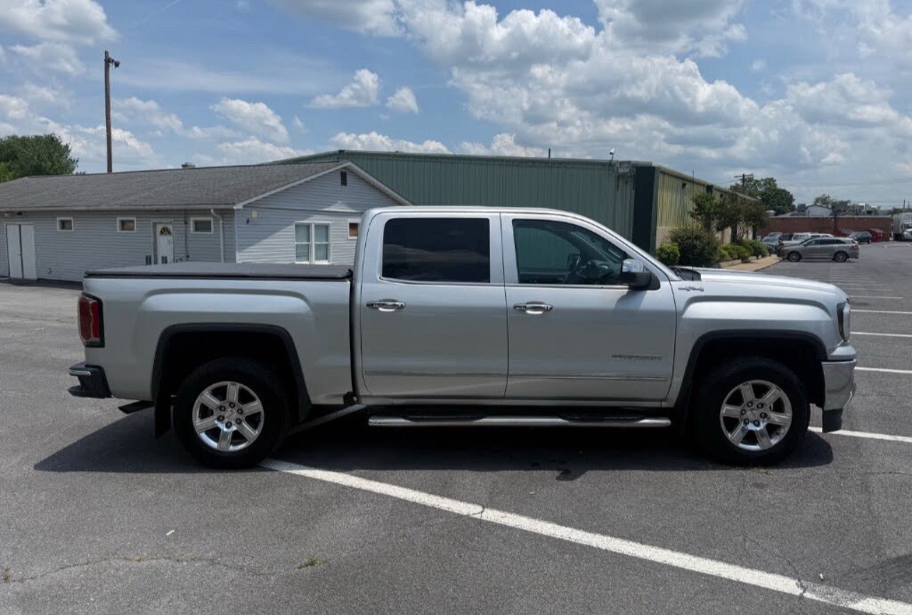 2018 GMC Sierra 1500 SLT 4WD | Excellent Premium Crew Cab Pickup | West Alabama Wholesale - Image 13