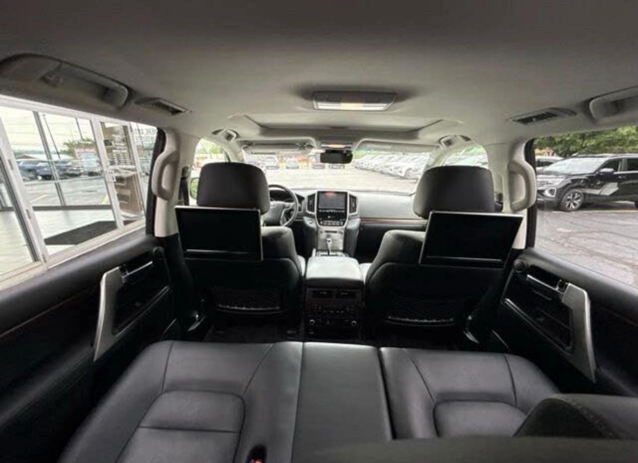 2016 Toyota Land Cruiser AWD | Excellent Luxury Off-Road SUV | West Alabama Wholesale - Image 3