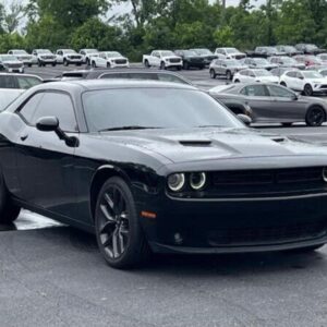 2019 Dodge Challenger SXT RWD